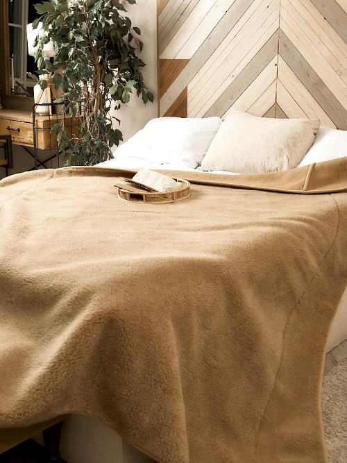 Плед меховой из верблюжьей шерсти 